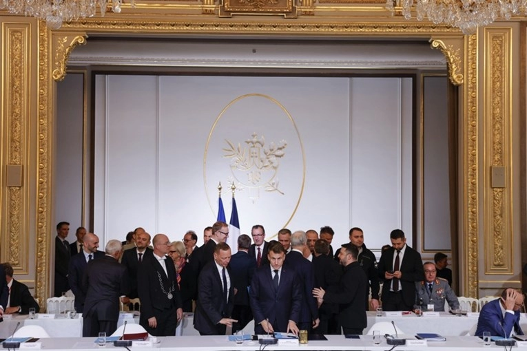 Koalicija voljnih u Parizu: EU nudi jamstva Ukrajini, SAD spreman na intervenciju